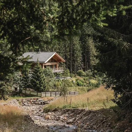 Villa Falk - Privates Luxus-chalet Mit Sauna & Pool *