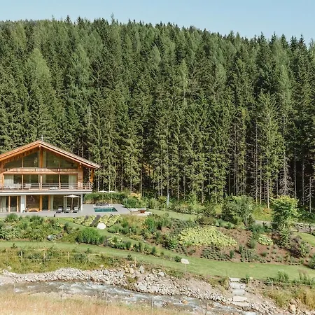 Falk - Privates Luxus-chalet Mit Sauna & Pool * Sankt Oswald (Carinthia)