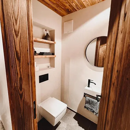 Falk - Privates Luxus-chalet Mit Sauna & Pool * Sankt Oswald (Carinthia)