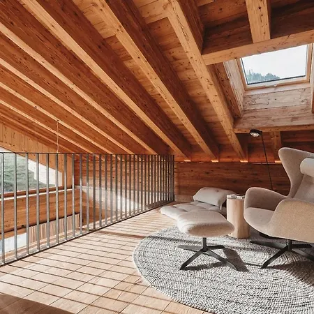 Falk - Privates Luxus-chalet Mit Sauna & Pool Willa