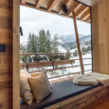 Falk - Privates Luxus-chalet Mit Sauna & Pool סנט אוסוולד