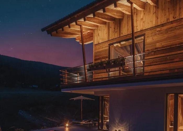 Falk - Privates Luxus-chalet Mit Sauna & Pool וילה *