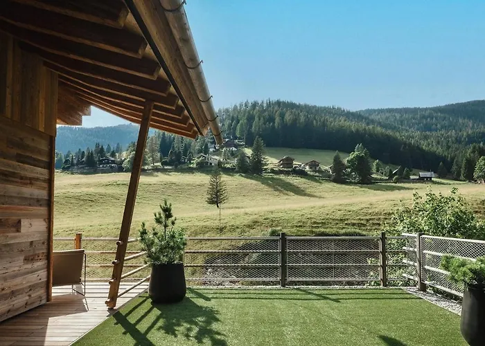 Falk - Privates Luxus-chalet Mit Sauna & Pool Willa *